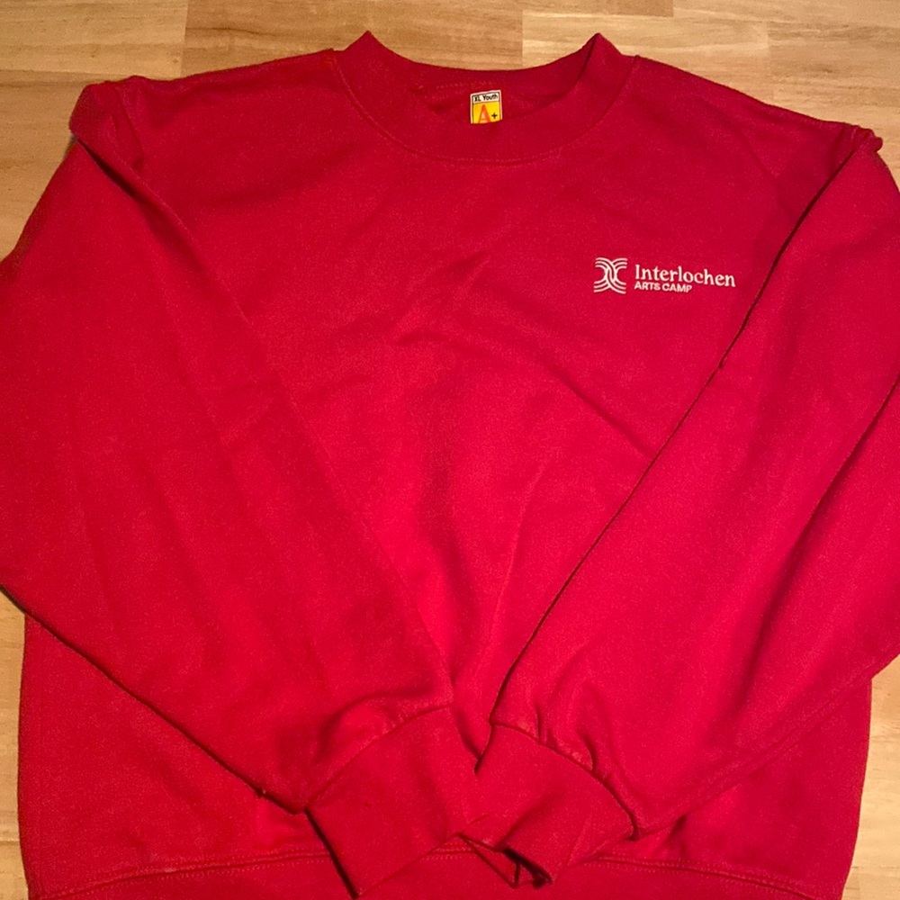 Interlochen Arts Camp red sweatshirt. Youth XL. EUC